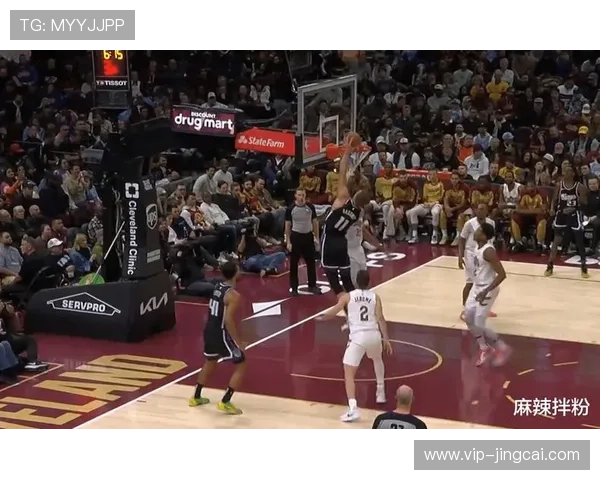 国王萨博尼斯半月板修复手术长期缺阵，季后赛希望遭遇重挫